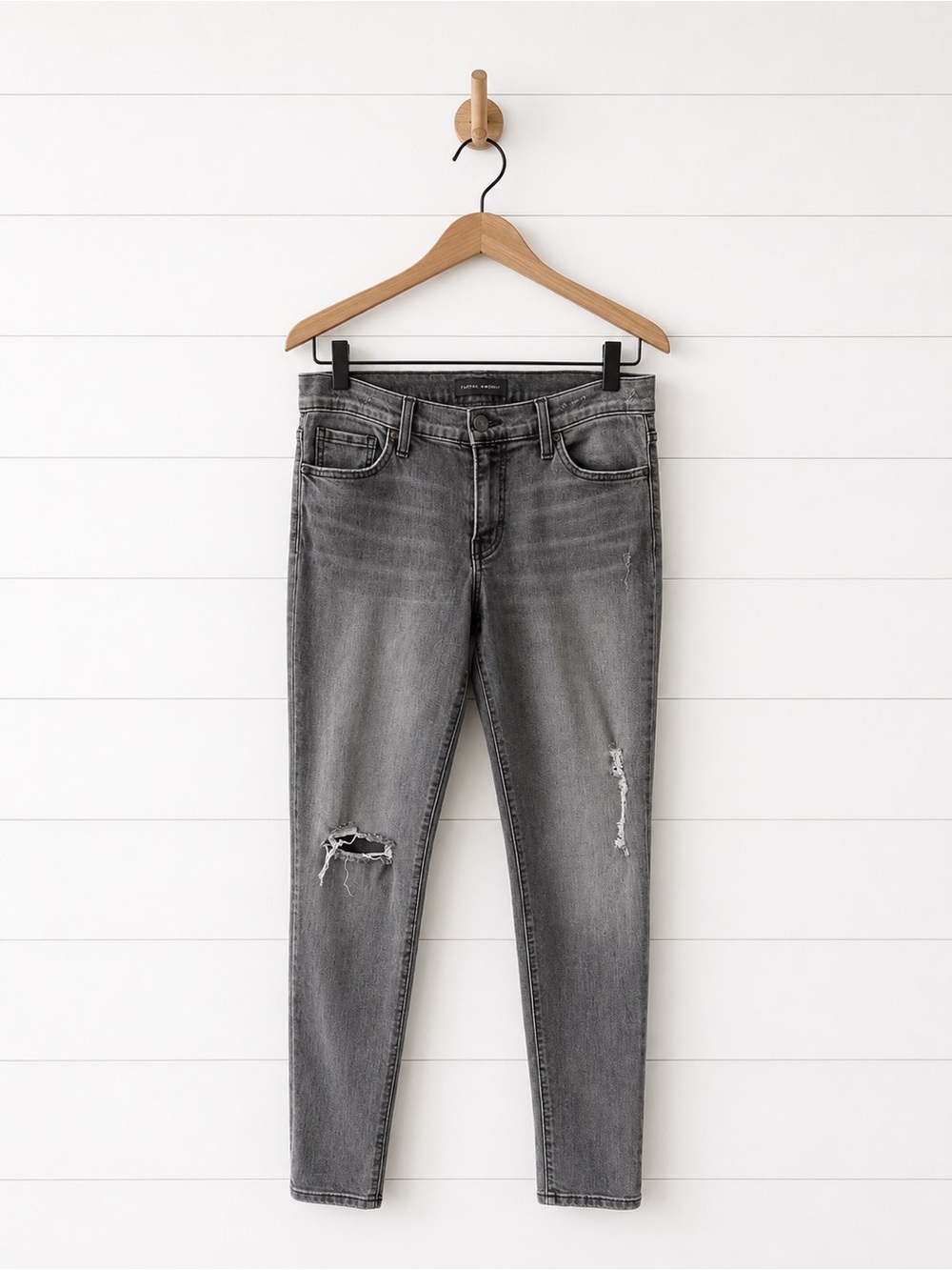 🖤 Flying Monkey Gray Distressed Skinny Jeans Size 30
